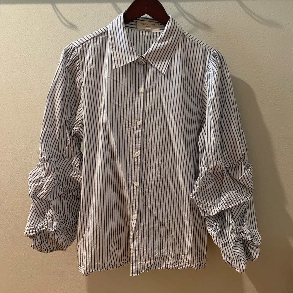 Max Studio White Button-Down Shirt with Navy Pinstripes and Ruched Sleeves